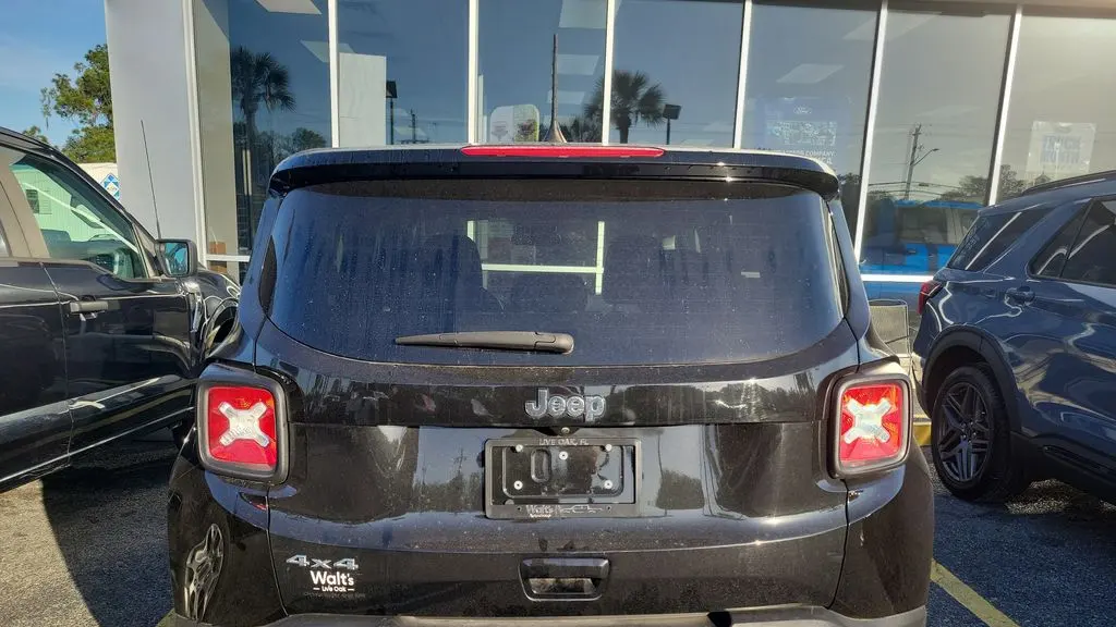 2023 Jeep Renegade Upland