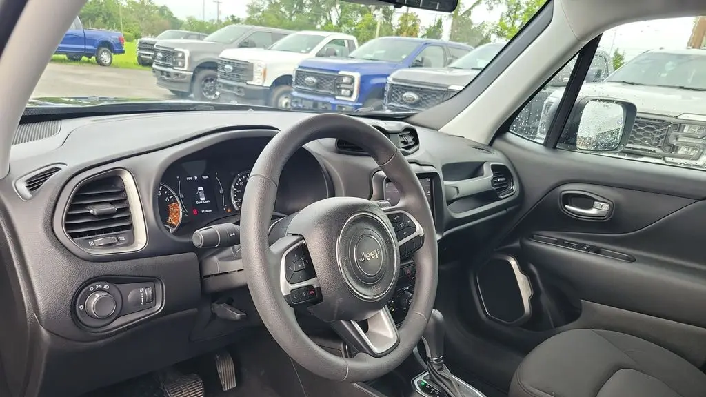 2023 Jeep Renegade Upland