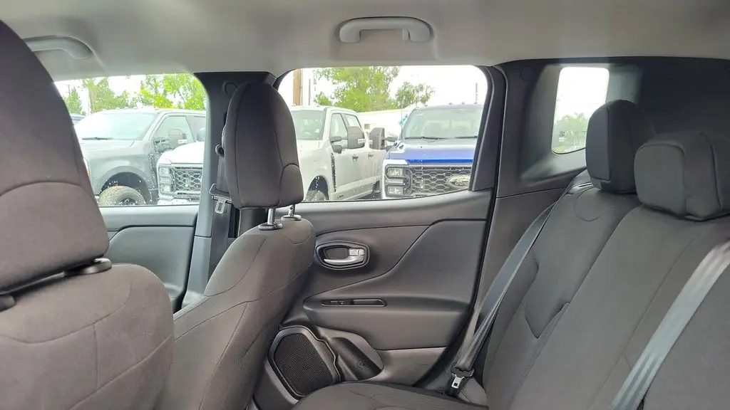 2023 Jeep Renegade Upland