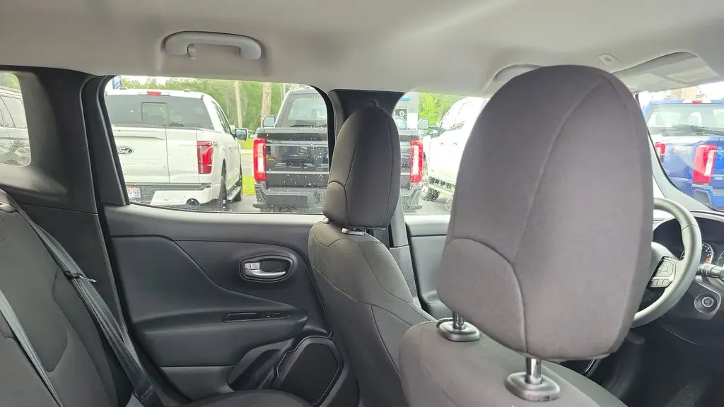 2023 Jeep Renegade Upland
