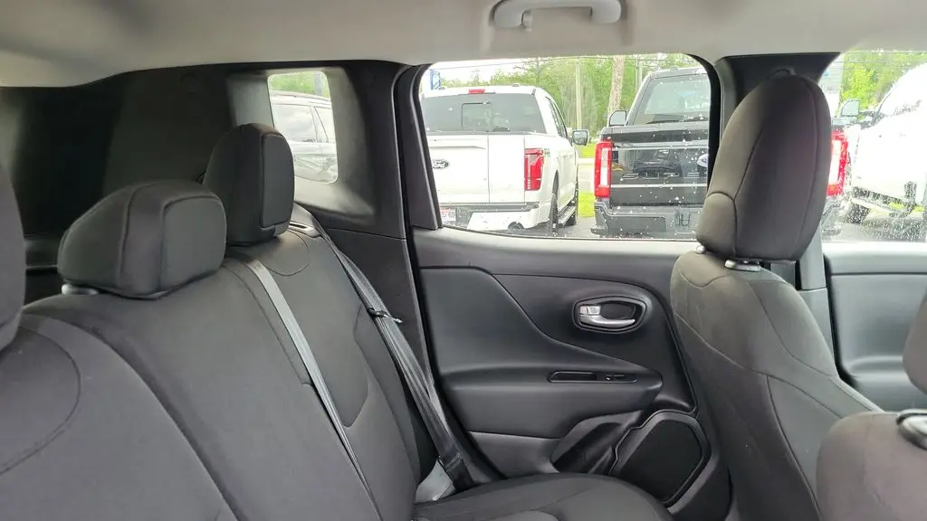 2023 Jeep Renegade Upland