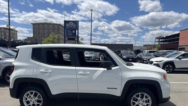 2023 Jeep Renegade Latitude