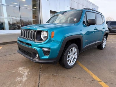 2022 Jeep Renegade 4X4 Latitude 4DR SUV