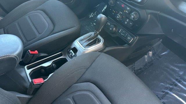 2022 Jeep Renegade (Red) Edition