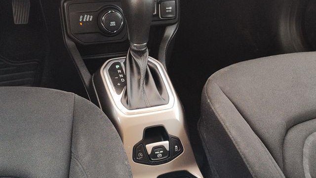 2022 Jeep Renegade (Red) Edition