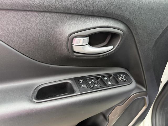 2023 Jeep Renegade - $16,800