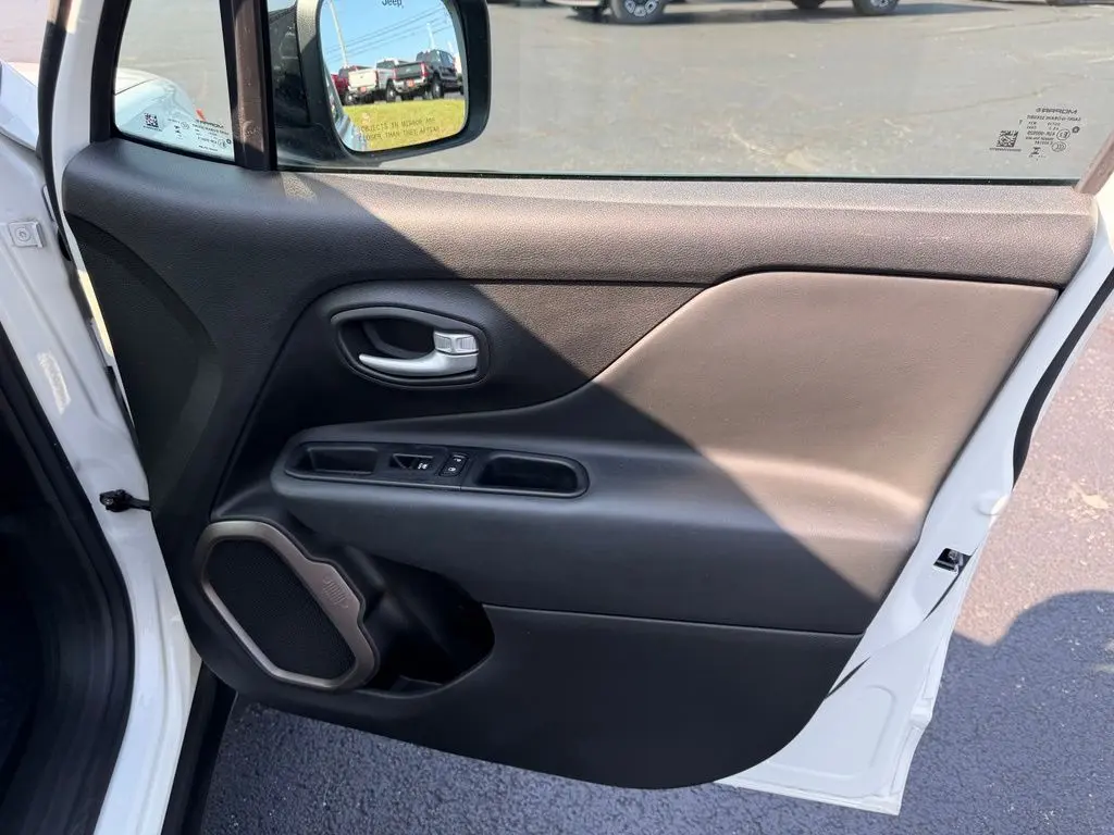 2023 Jeep Renegade - $18,932