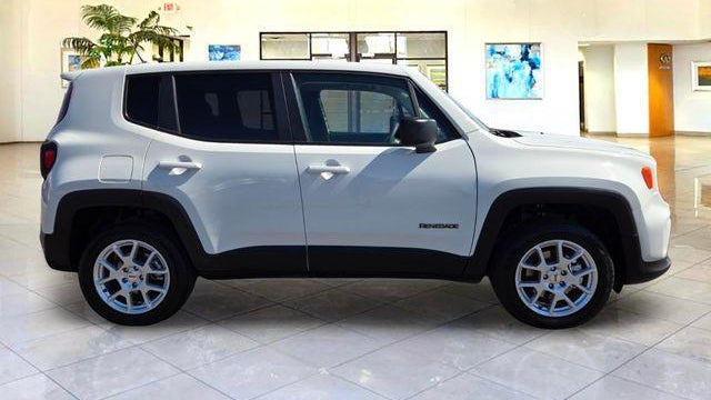 2023 Jeep Renegade Latitude