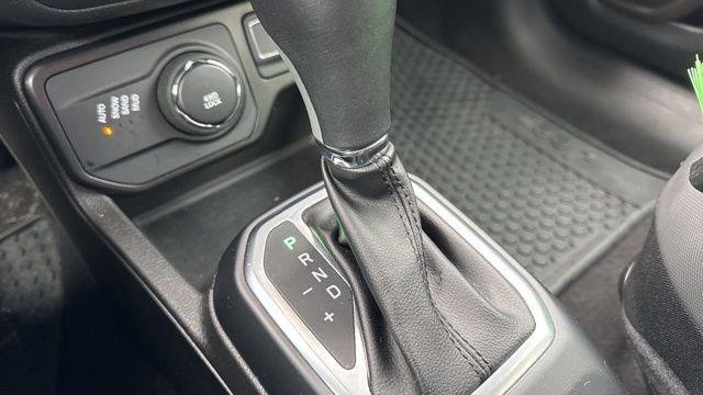 2023 Jeep Renegade (Red) Edition