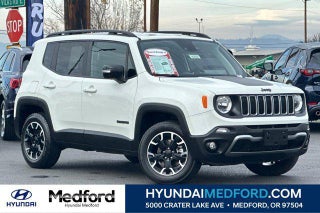 2023 Jeep Renegade with Alpine White Clearcoat Exterior