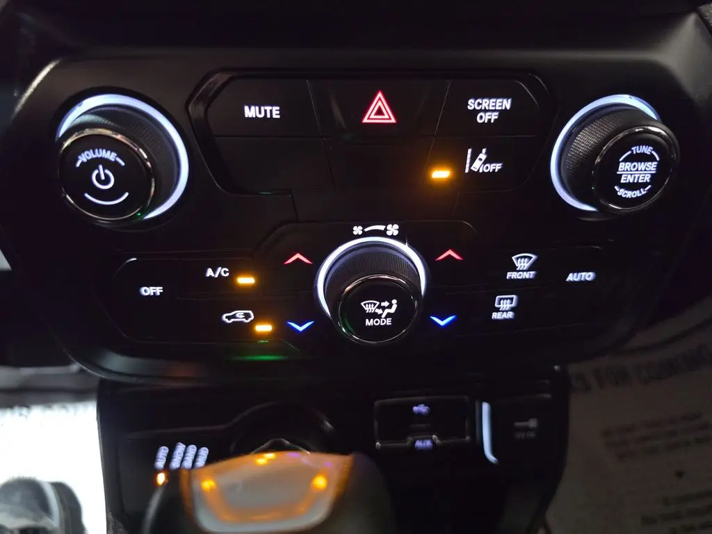 2023 Jeep Renegade - $18,358