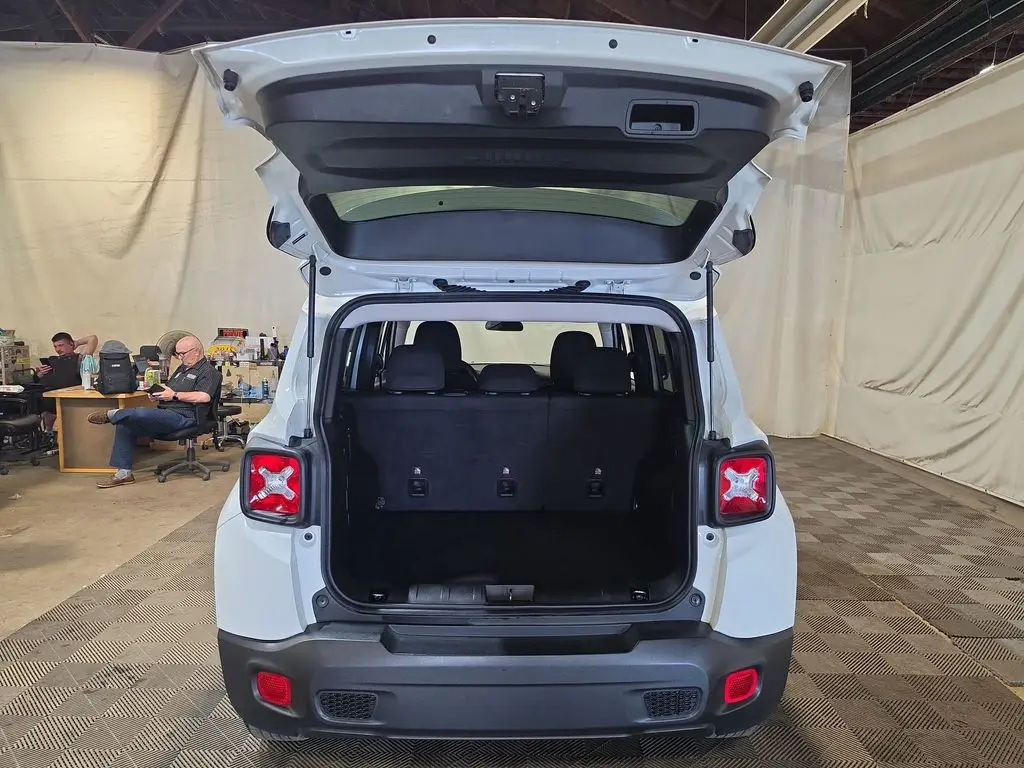 2023 Jeep Renegade - $18,358