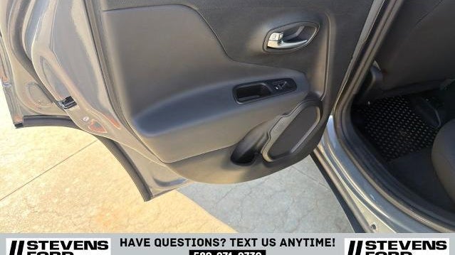 2022 Jeep Renegade (Red) Edition