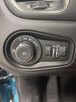 2022 Renegade Thumbnail 13