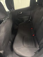 2022 Renegade Thumbnail 23