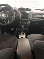 2022 Renegade Thumbnail 25