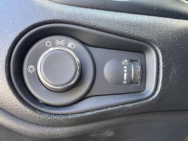 2023 Jeep Renegade - $17,700