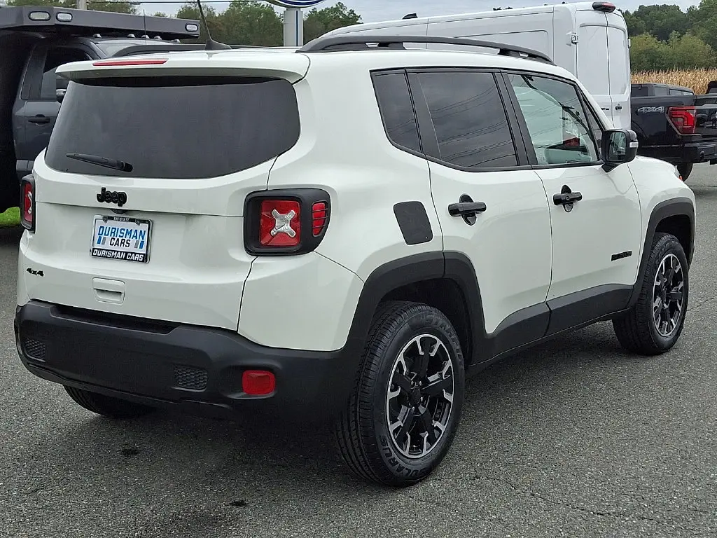2023 Jeep Renegade - $18,800