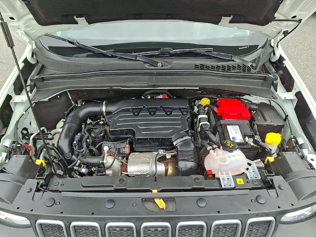 2023 Jeep Renegade - $18,800