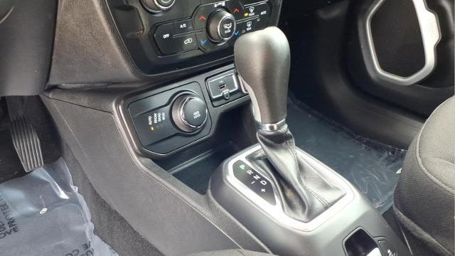 2021 Jeep Renegade Islander