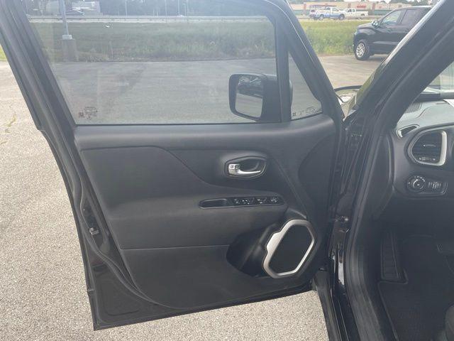 2021 Jeep Renegade - $15,000
