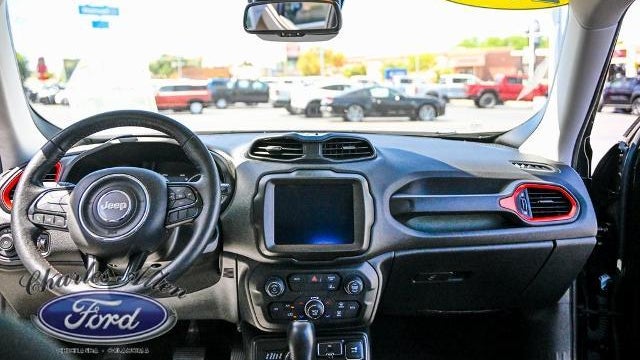 2022 Jeep Renegade Trailhawk