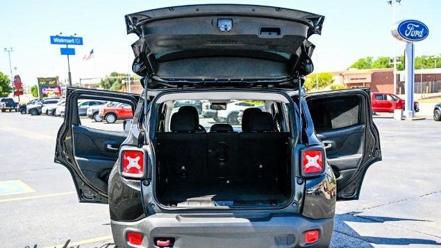 2022 Jeep Renegade Trailhawk