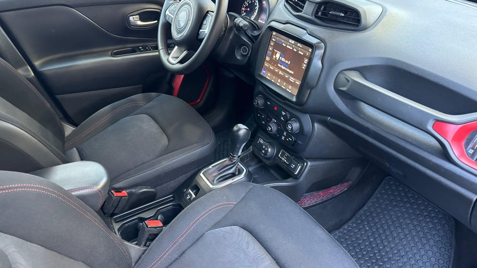 2023 Jeep Renegade Trailhawk