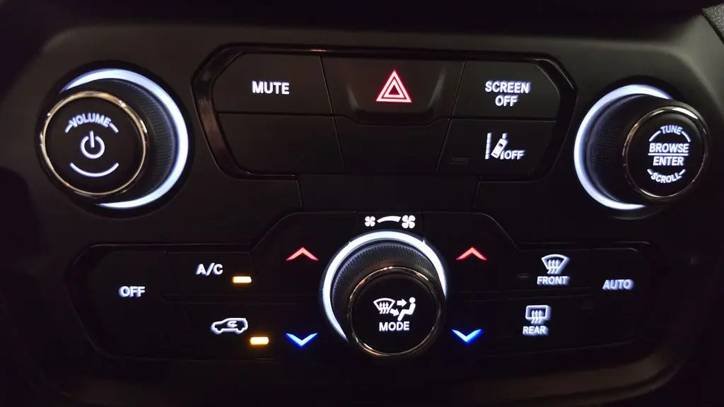 2023 Jeep Renegade Trailhawk