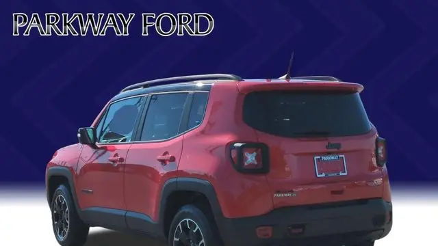 2023 Jeep Renegade Trailhawk