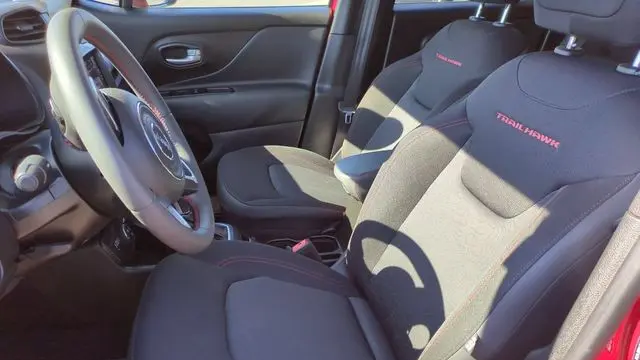 2023 Jeep Renegade Trailhawk