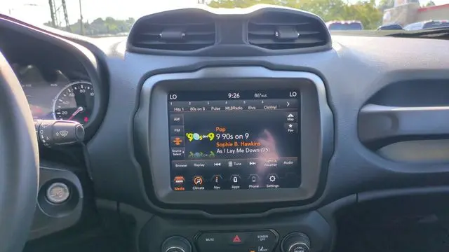 2023 Jeep Renegade Trailhawk