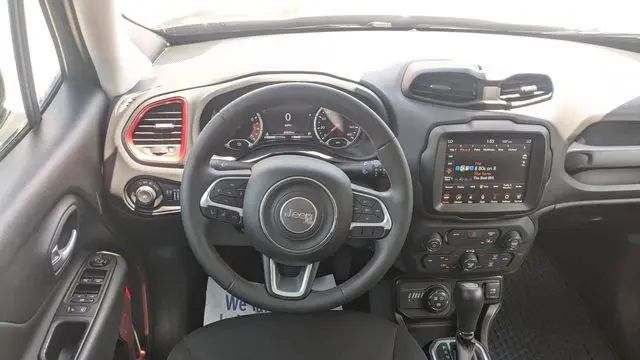 2023 Jeep Renegade Trailhawk