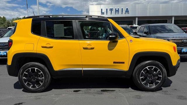 2023 Jeep Renegade Trailhawk