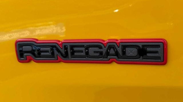 2023 Jeep Renegade Trailhawk