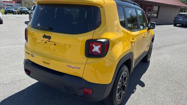 2023 Jeep Renegade Trailhawk