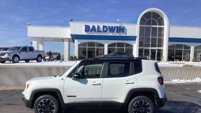 2023 Jeep Renegade Trailhawk