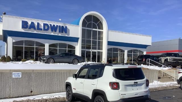 2023 Jeep Renegade Trailhawk