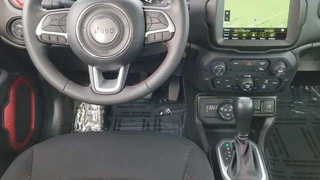2023 Jeep Renegade Trailhawk