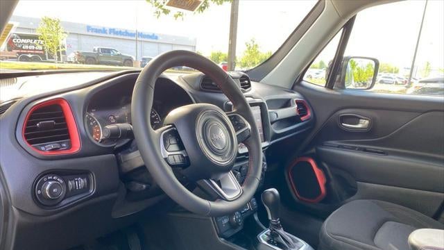 2023 Jeep Renegade Trailhawk