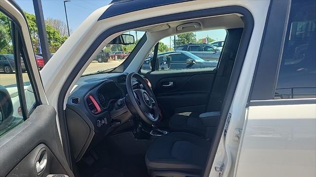 2023 Jeep Renegade Trailhawk
