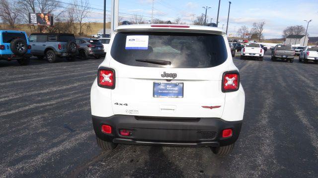 2022 Jeep Renegade Trailhawk