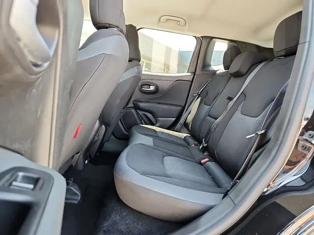 2022 Jeep Renegade - $18,794