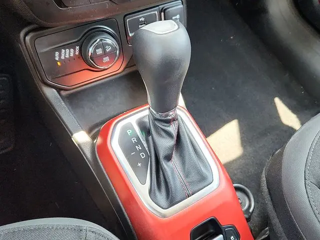 2022 Jeep Renegade - $18,794