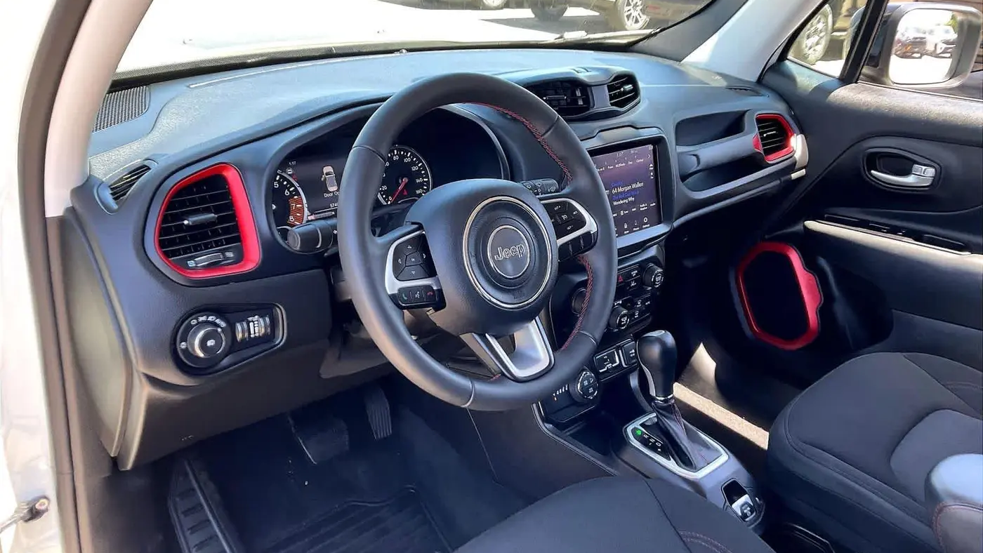 2023 Jeep Renegade Trailhawk
