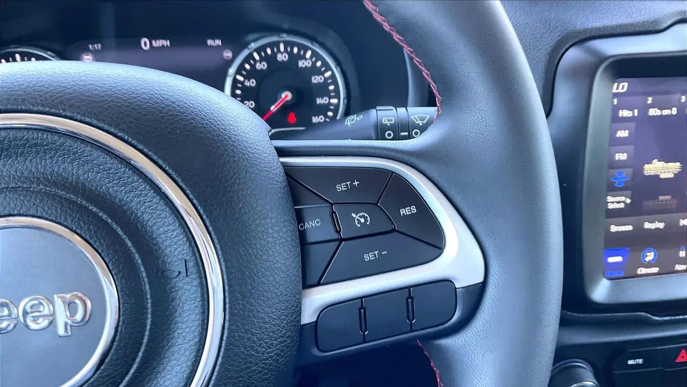 2023 Jeep Renegade Trailhawk