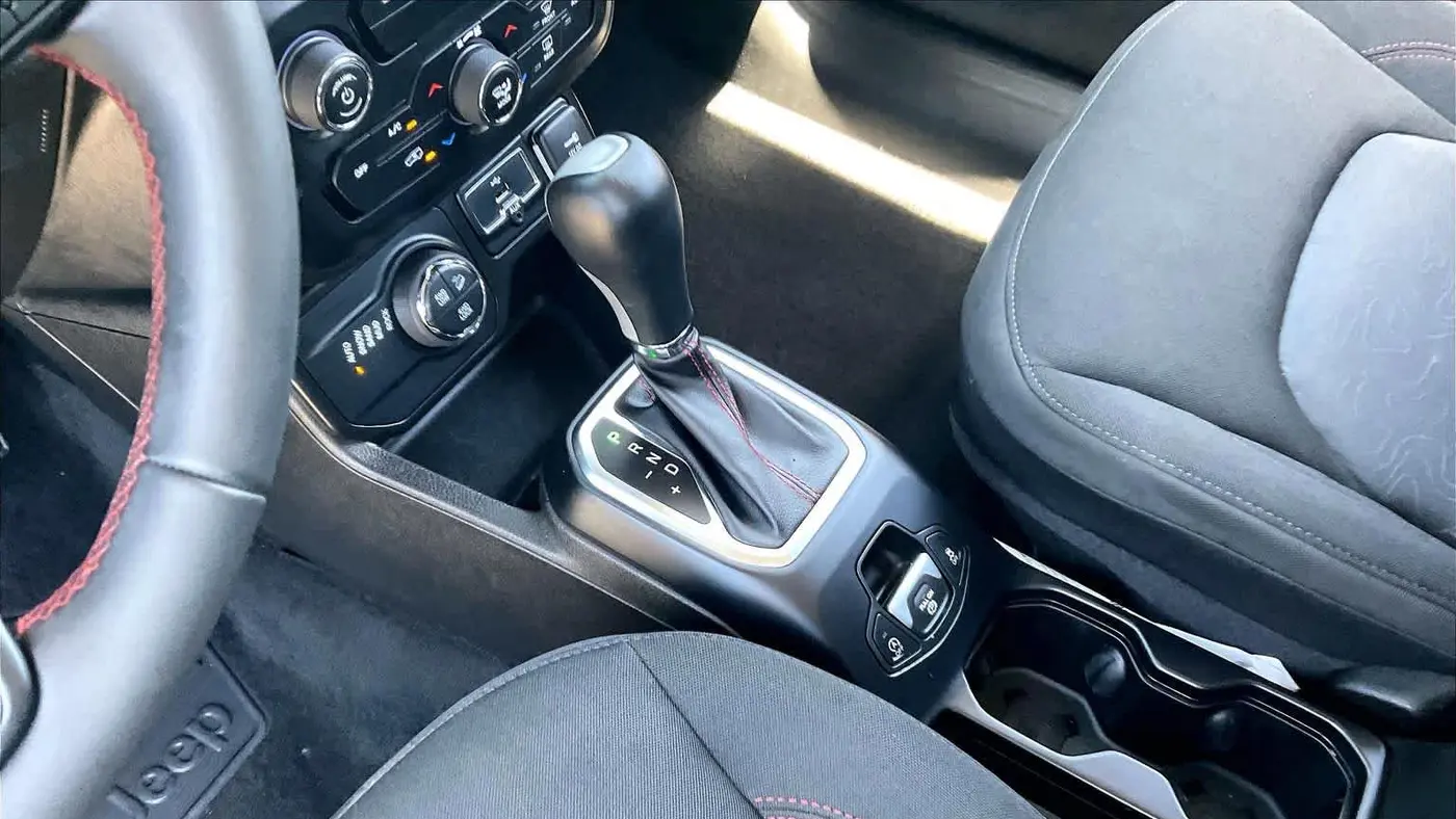 2023 Jeep Renegade Trailhawk
