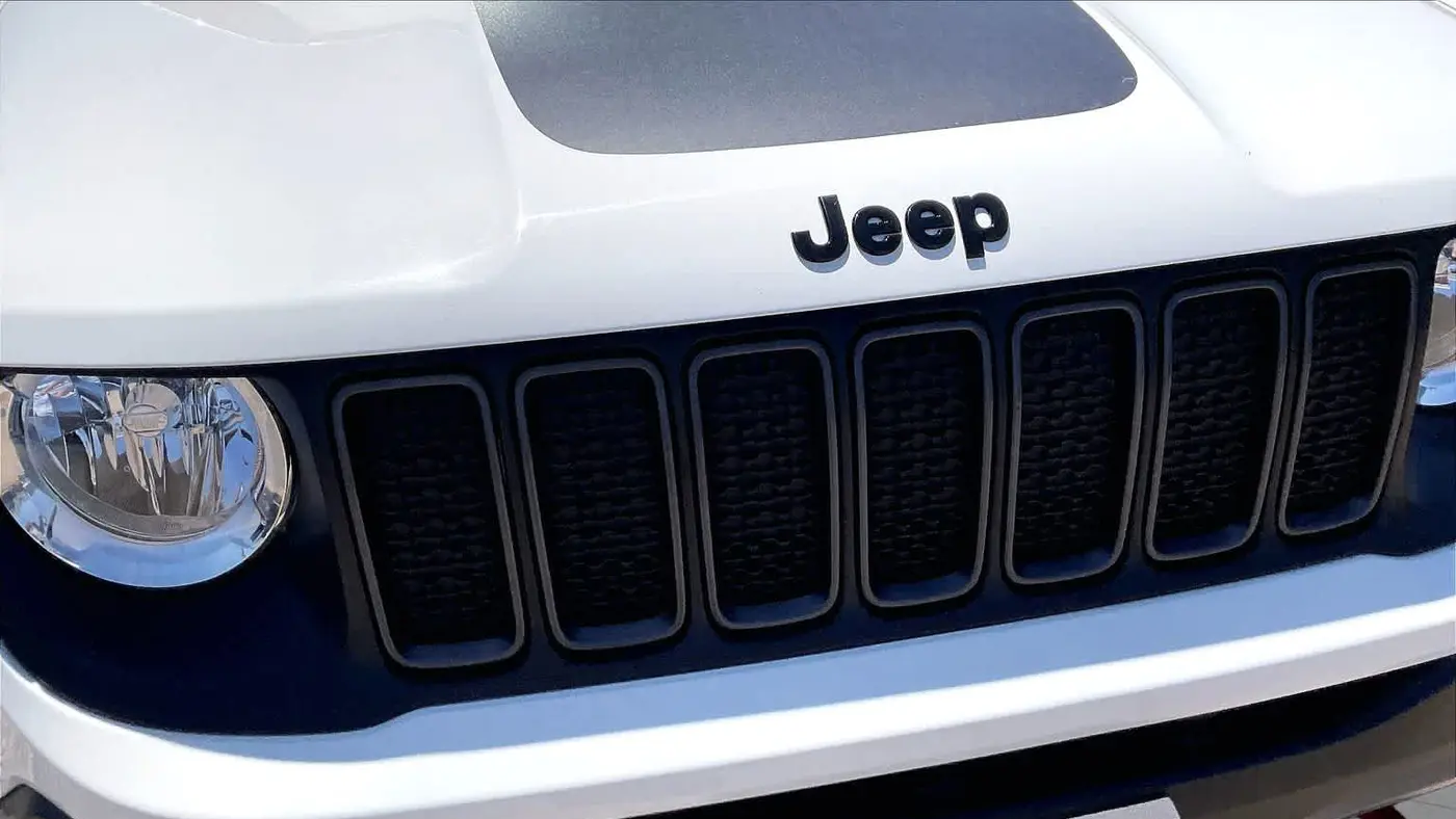 2023 Jeep Renegade Trailhawk