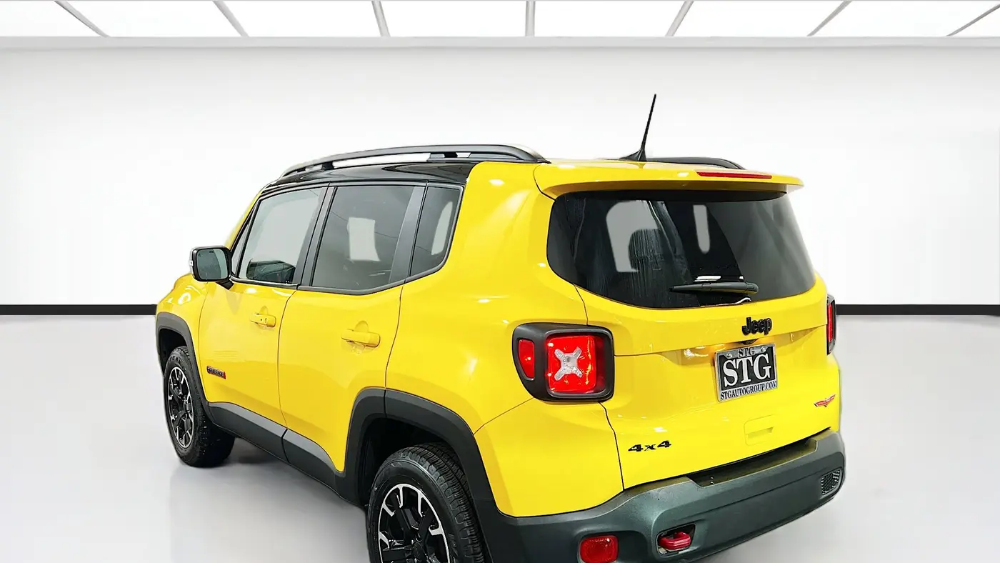 2023 Jeep Renegade Trailhawk