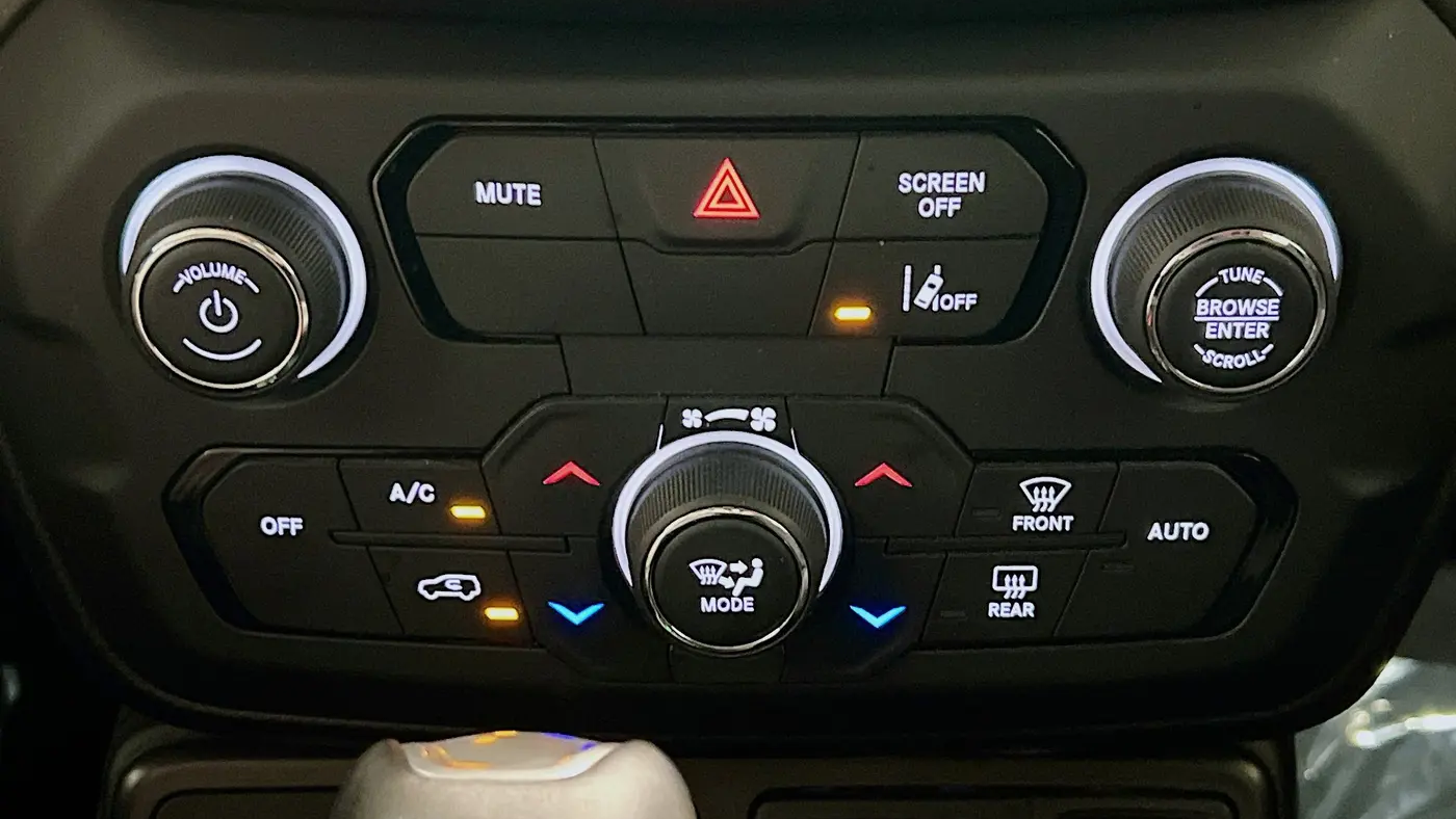 2023 Jeep Renegade Trailhawk